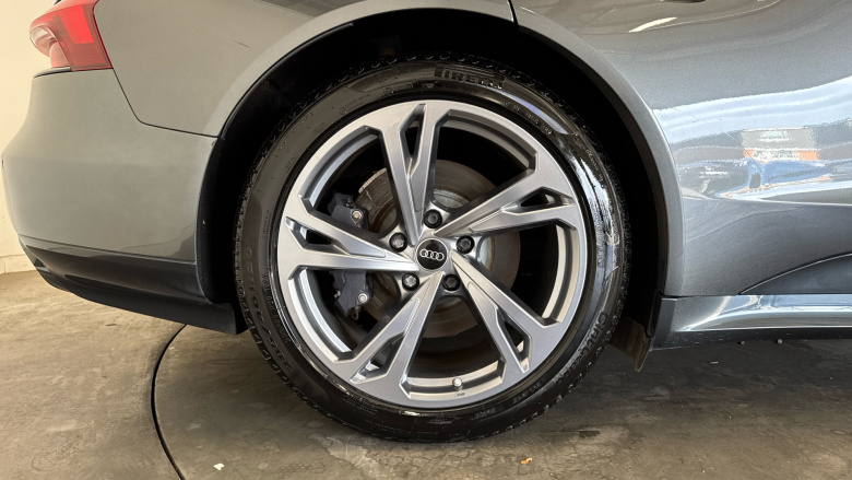 Audi e-tron GT 390kW Quattro 93kWh 4dr Auto Electric Saloon